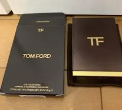 トムフォード　アイシャドウ　TOM FORD アイカラー　アイカラークォードのサムネイル