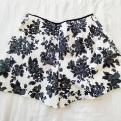 ショートパンツ