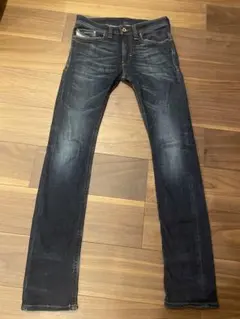 Diesel ダークブルー スリムフィットジーンズ