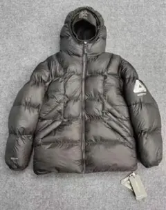 2025年最新】PALACE ダウンの人気アイテム - メルカリ