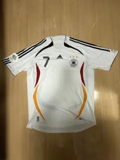 adidas 2006年ドイツ代表 シュバインシュタイガー 7番 シャツ adidas 2006年ドイツ代表 シュバインシュタイガー 7番 シャツ - メルカリ