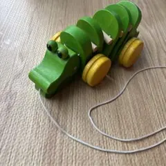 Plantoys 木製ワニ引っ張りおもちゃ