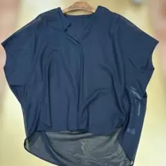 dolly-seanシースルーブラックVネックトップス　新品