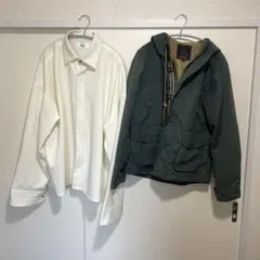 メンズ春秋服セット（白シャツ、カーキ マウンテンパーカ）
