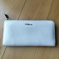 FURLA　オフホワイト 長財布