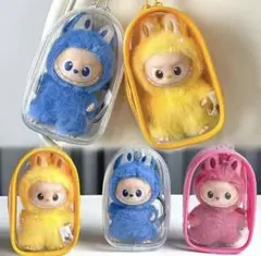 ラブブV4 クリアポーチ LABUBU ぬいぐるみポーチ イニシャル(ブルー)