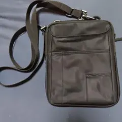無印良品　ペン差し付き　撥水ショルダーバッグ黒
