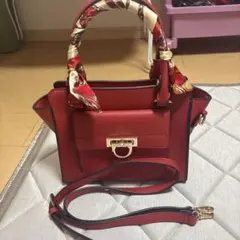 バック　紐付き　ショルダー　赤