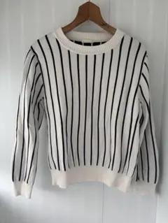 GU ストライプ柄　綿100% コットンニット　ホワイト×ネイビー