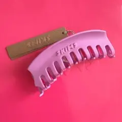 skims ヘアクリップ