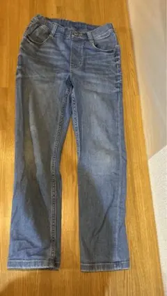 gu ジーユー　ストレートブルーデニムパンツ　ストレッチ