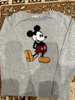 【新品】UNIQLO ミッキーマウス セーター 130 ミッキースタンズ