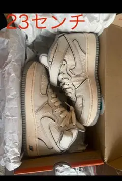 ナイキ レディース　Air Force 1 Mid スニーカー