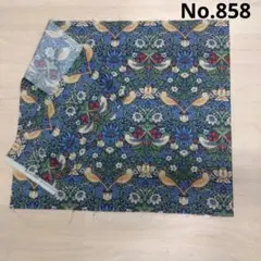 No.858 BEST OF MORRIS いちご泥棒　ネイビー　生地　ハギレ