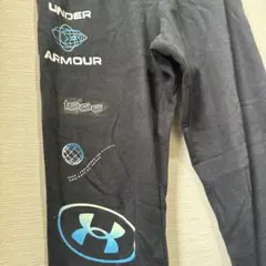 UNDER ARMOUR ブラック ロングパンツ　160 裏起毛