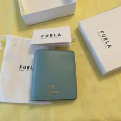 新品 未使用 フルラ 二つ折り 財布 コンパクト ミニ ウォレット ターコイズ