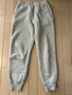 ユニクロ ボアスウェットパンツ　キッズ140cm