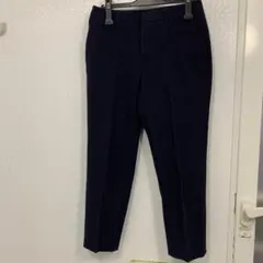 UNIQLOレディース ネイビー スラックス パンツ　64cm