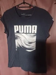 PUMA グラフィック Tシャツ ダークグレー