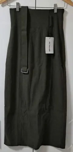 ジュノア　スカート