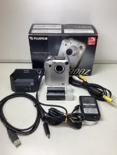 2026年最新】finepix z 充電器の人気アイテム - メルカリ
