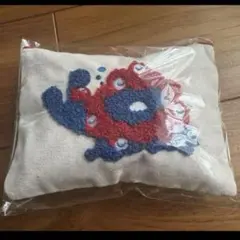 関西万博会場限定　スヤスヤミャクミャク　刺繍ポーチ