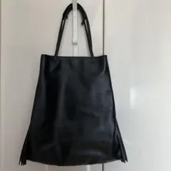 黒 フリンジ付きレザートートバッグ