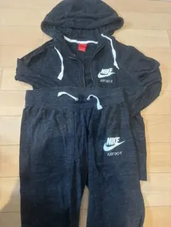 最終値下げ美品Nike フード付きセットアップ Sサイズ
