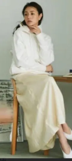 loin. ロワン 井川遥 rib skirt リブニットスカート 白 ホワイト loin. ロワン 井川遥 rib skirt リブニットスカート 白 ホワイト