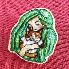 ハンドメイド★猫と女の子★2way刺繍ブローチ&バッグチャーム