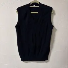 160 イトーヨーカドー　ネイビー Vネック ベスト