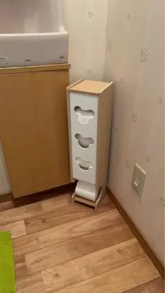 ラスト1点です。新品未開封トイレットペーパーストッカーです。