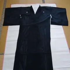 夏用　黒紋付 着物 喪服 五つ紋のサムネイル