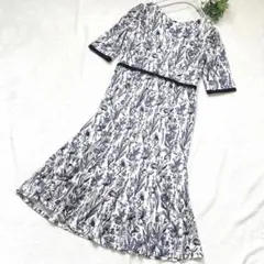 mimigrant EMILY 花柄 半袖 ワンピース 伸縮性 M 現行品 春夏のサムネイル
