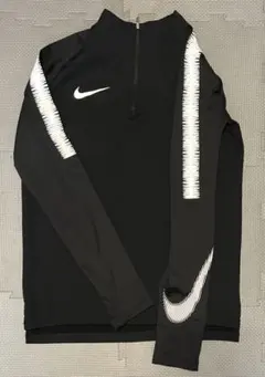 Nike DRI-FIT ブラック長袖
