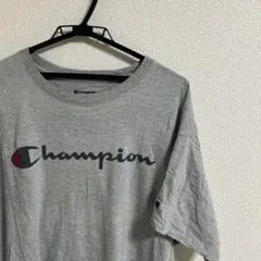 Champion グレー Tシャツ ロゴ入り