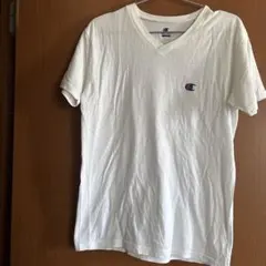 Champion ホワイト Vネック Tシャツ