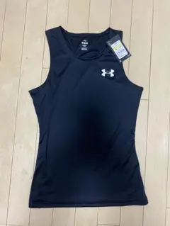 Under Armour ブラック タンクトップ