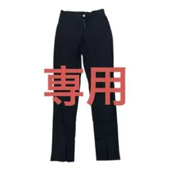 ブラックスキニーパンツ 裾スリット付き　黒パン　レギンス