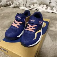 asics ネイビー ピンク スニーカー