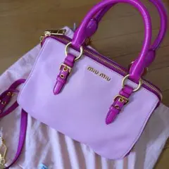 miumiuミュウミュウ　ハンドバック　マドラスバイカラー　ピンク