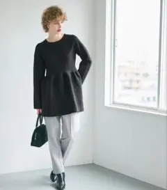 コカ　フレアニット　スポンディッシュペプラムニット　М