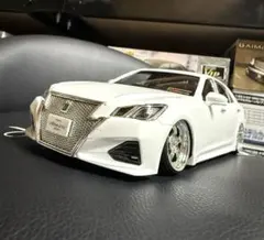 【新品美品】カラーサンプル トヨタクラウンアスリート(062 ホワイトパール) 新品美品】カラーサンプル トヨタクラウンアスリート(062 ホワイト