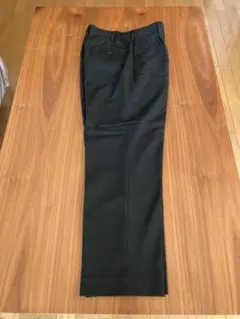 UNIQLO タックワイドパンツ S（新品未使用）