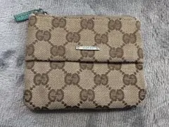 GUCCI ベージュ GGパターン ポーチ