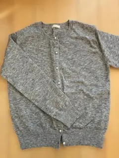 カーディガン（グレー 長袖）パール風ボタン付き