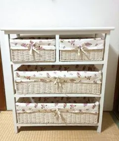 飾り棚部分付♦️ホワイト ラタン チェスト ６杯♦️アンティーク風♦️リペア♦️送料込 飾り棚部分付♦️ホワイト ラタン チェスト 6杯♦️アンティーク風