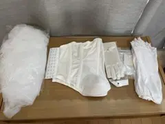 【結婚式】花嫁小物4点セット　グローブ・ベール・インナー