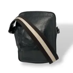 バリー　ショルダーバッグ　ポシェット　トレインスポッティング　型押しロゴ　レザー