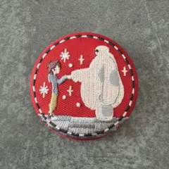 ディズニー　刺繍缶バッチ　ベイマックス